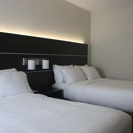 Holiday Inn Express Corydon By Ihg Bagian luar foto