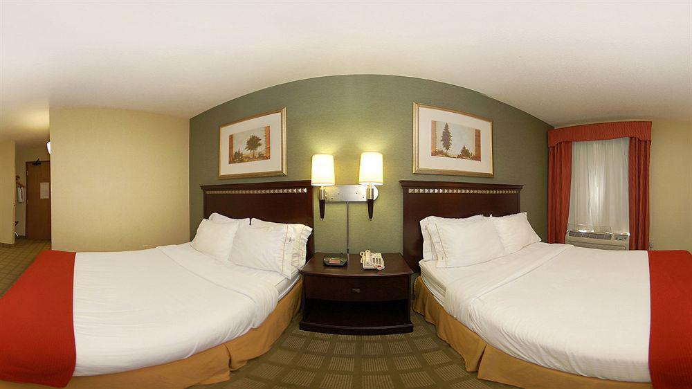 Holiday Inn Express Corydon By Ihg Bagian luar foto