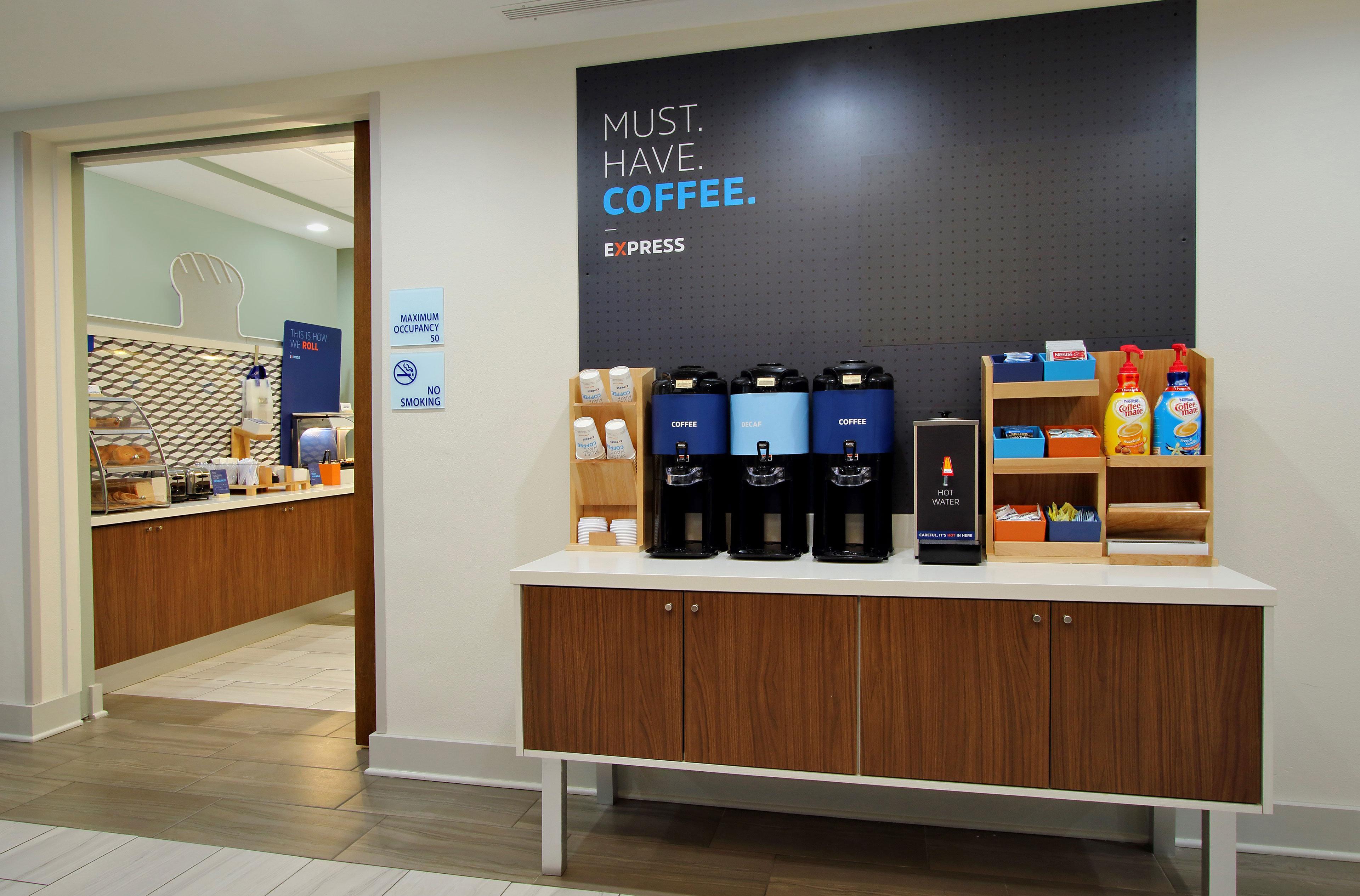 Holiday Inn Express Corydon By Ihg Bagian luar foto