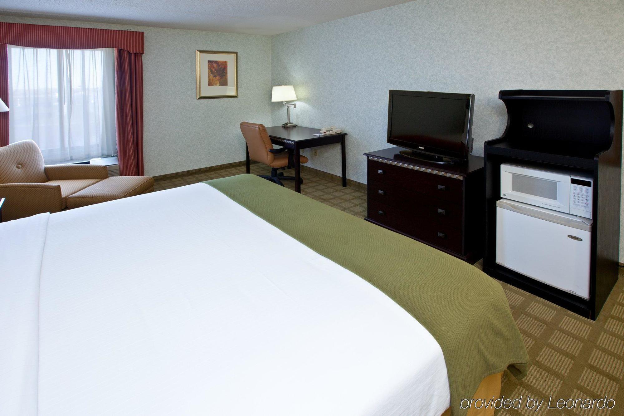 Holiday Inn Express Corydon By Ihg Ruang foto