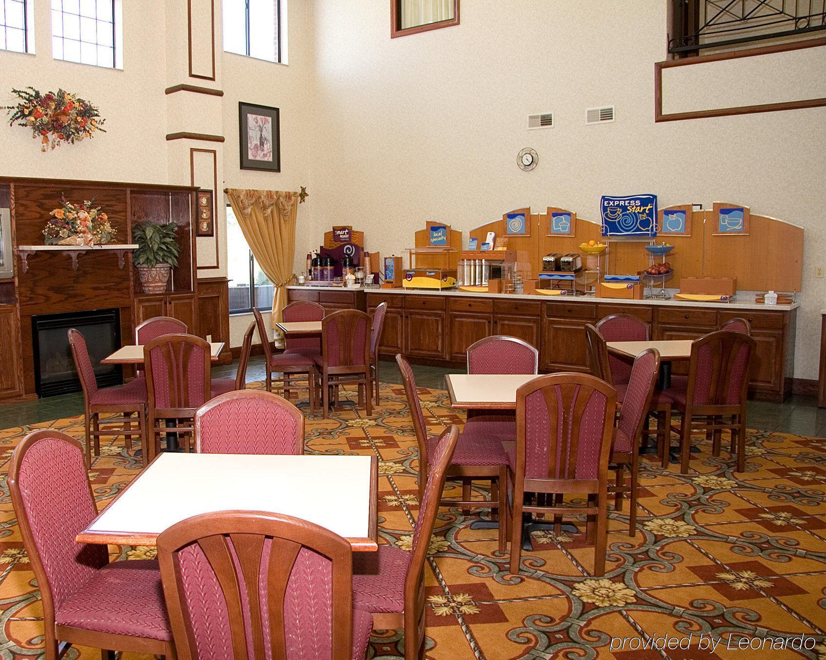 Holiday Inn Express Corydon By Ihg Restoran foto
